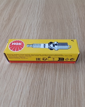 Bugi NGK xe ga CPR6EA-9