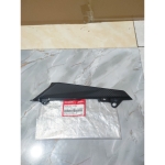 Ốp dưới sườn trái