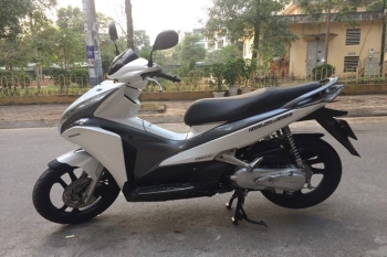 Bộ nhựa Air Blade 110 béo năm 2011 màu trắng Xám NHA62 32CT
