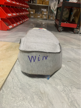 Vỏ yên Win